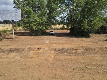 TERRENO 1.3 HA INDUSTRIAL ORILLA RUTA 5 SUR