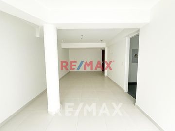 Se Vende Departamento Flat De Estreno En La Molina - 107 M2