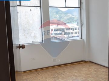 VENDO DEPARTAMENTO EXELENTE UBICACION