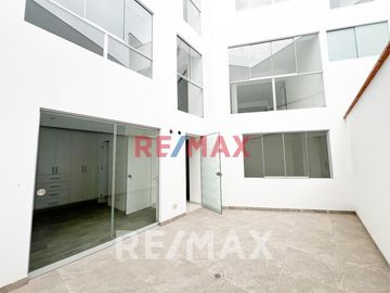 Se Vende Departamento Flat De Estreno En La Molina - 119 M2