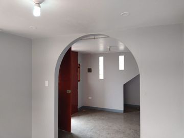 Venta De Casa De 166 Mt2 En El Distrito De Los Olivos