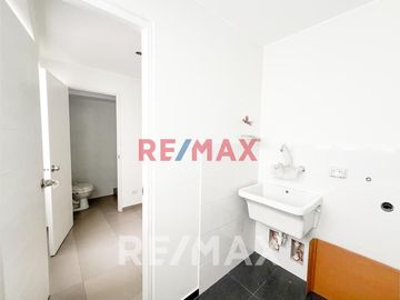Se Vende Departamento Flat De Estreno En La Molina - 104 M2