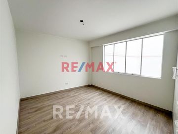 Se Vende Departamento Flat De Estreno En La Molina - 104 M2