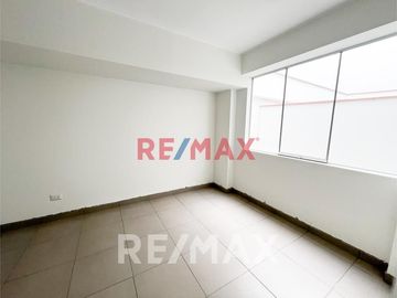 Se Vende Departamento Duplex De Estreno En La Molina - 126 M2