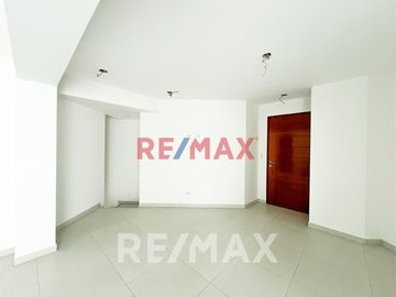 Se Vende Departamento Duplex De Estreno En La Molina - 126 M2