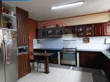 CASA EN VENTA SECTOR LA FLORIDA  U$S 190,000