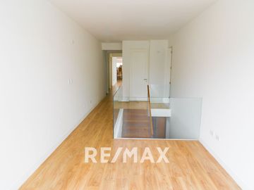 VENTA DE HERMOSO DPTO FLAT EN SAN ISIDRO 1ER PISO 413 M2