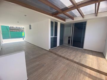 CASAS DE VENTA EN EL ARENAL CON PISCINA
