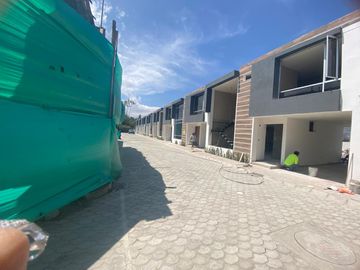 CASAS DE VENTA EN EL ARENAL CON PISCINA