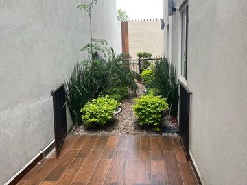 Venta Casa en Puerta de Hierro