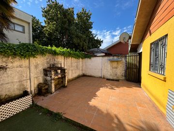 Casa 1 piso 3D 1B 1E en condominio cerrado Parque Lantaño Chillán.