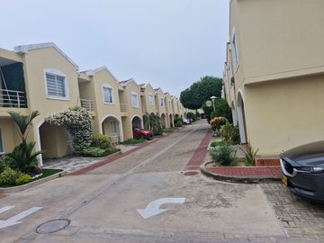 VENTA CASA OPORTUNIDAD VILLACAMPESTRE