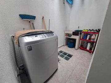 CASA DUPLEX EN VENTA