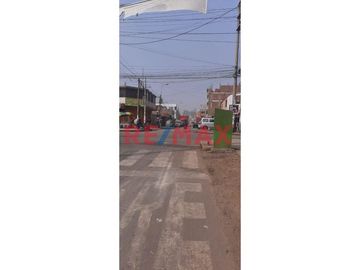Venta De Casa De 2 Pisos - Lurigancho