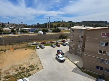 Reñaca Alto, lado Outlet, 2 dormitorios, estacionamiento