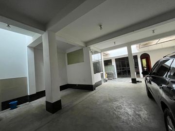 Venta Casa En Avenida Ferrocarril En Santa Anita