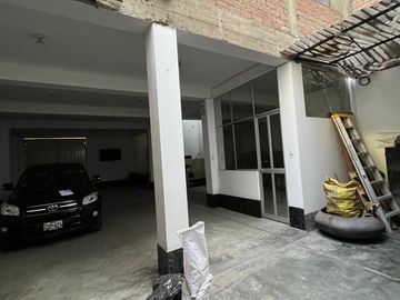 Venta Casa En Avenida Ferrocarril En Santa Anita