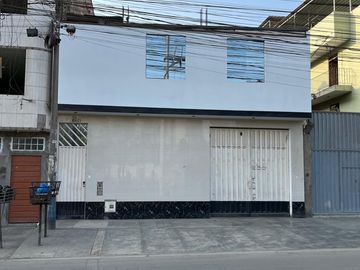 Venta Casa En Avenida Ferrocarril En Santa Anita