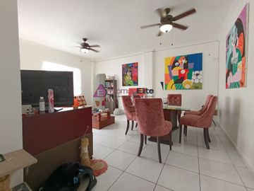 Venta Casa Rentera Urdesa Central, a una cuadra de Av Victor Emilio Estrada, cerca San Marino, Guayaquil