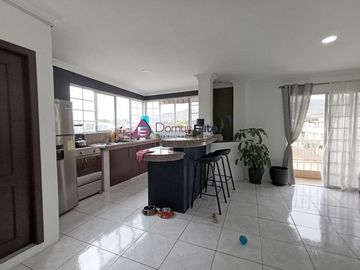 Venta Casa Rentera Urdesa Central, a una cuadra de Av Victor Emilio Estrada, cerca San Marino, Guayaquil