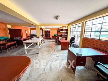 Venta De Casa Amueblada 1346.32M2 Construida Muy Cerca A La Av Tomas Valle En Smp
