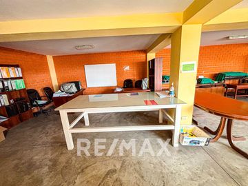 Venta De Casa Amueblada 1346.32M2 Construida Muy Cerca A La Av Tomas Valle En Smp