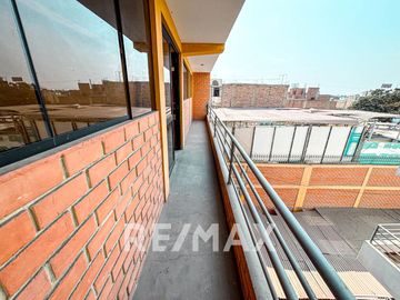 Venta De Casa Amueblada 1346.32M2 Construida Muy Cerca A La Av Tomas Valle En Smp