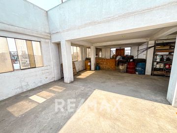 Venta De Casa Amueblada 1346.32M2 Construida Muy Cerca A La Av Tomas Valle En Smp