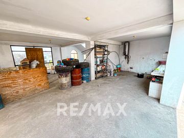 Venta De Casa Amueblada 1346.32M2 Construida Muy Cerca A La Av Tomas Valle En Smp