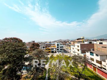 Venta De Casa Amueblada 1346.32M2 Construida Muy Cerca A La Av Tomas Valle En Smp
