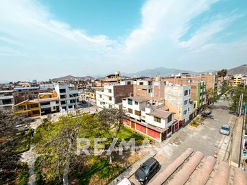 Venta De Casa Amueblada 1346.32M2 Construida Muy Cerca A La Av Tomas Valle En Smp