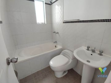 Amplio e Iuminado Dpto en Venta - Av. La Merced, Miraflores limite con Surco