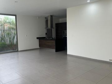 Casa en Venta en Punta Dorada Aguascalientes (MAGGIE)