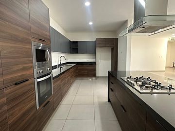 Casa en Venta en Punta Dorada Aguascalientes (MAGGIE)