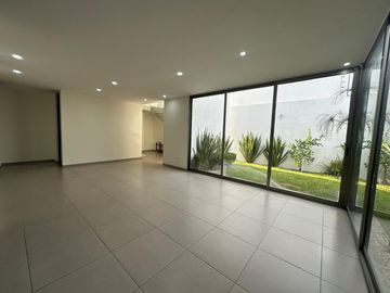 Casa en Venta en Punta Dorada Aguascalientes (MAGGIE)