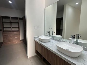 Casa en Venta en Punta Dorada Aguascalientes (MAGGIE)