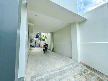 Newly Built Modern 2 Storey Single Detached House in BF Homes Paranaque City