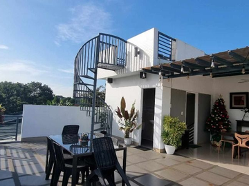 8-Bedroom House & Lot for Sale in Vista Verde Executive Village, Cainta Rizal