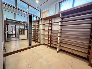 ZEN DESIGN  3 STOREY HOUSE FOR SALE IN BF HOMES