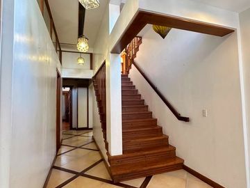 ZEN DESIGN  3 STOREY HOUSE FOR SALE IN BF HOMES