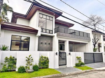 MODERN BRAND NEW HOUSE FOR SALE NEAR SM BF HOMES
