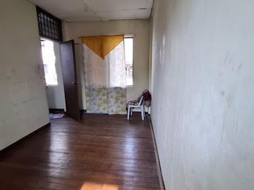 SOLD!!!! HOUSE FOR SALE WITH TWO ATTACHED APARTMENTS IN SAN ANDRES STA ANA MANILA