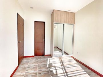CONTEMPORARY DESIGN HOUSE FOR SALE NEAR SM BICUTAN BETTER LIVING