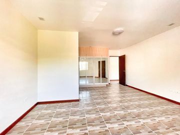 CONTEMPORARY DESIGN HOUSE FOR SALE NEAR SM BICUTAN BETTER LIVING