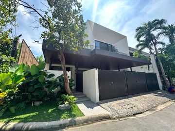 MODERN TROPICAL DESIGN HOUSE FOR SALE IN MERVILLE