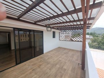 Departamento para estrenar en Tumbaco, sector Colegio Engling