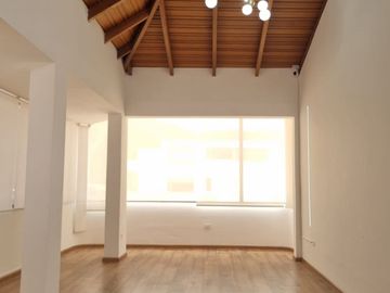 Departamento para estrenar en Tumbaco, sector Colegio Engling
