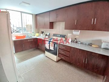 Venta De Hermosa Casa En San Borja