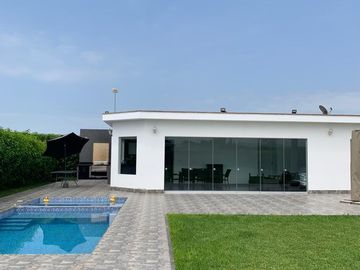 🌿 Hermosa Casa de Campo en Venta en el Exclusivo Condominio Los Arándanos, Quilmaná, Cañete 🌿