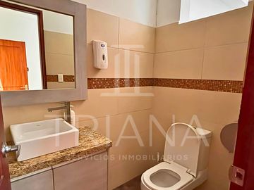 Venta de Edificio Corporativo en Santo Domingo